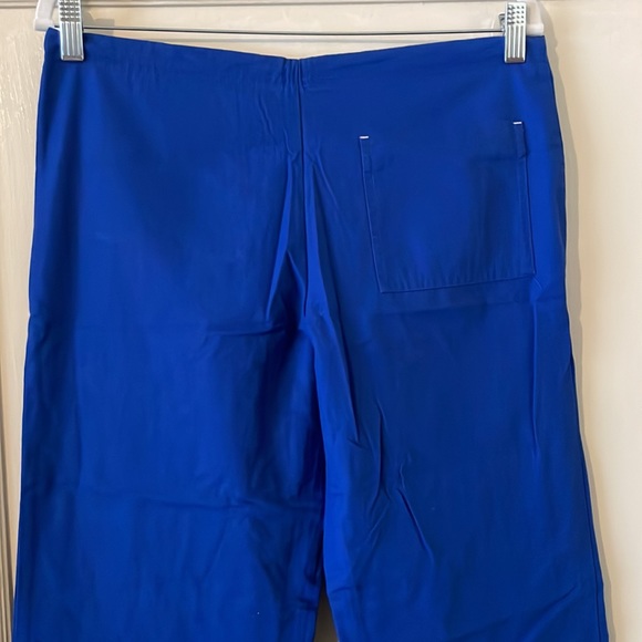 Scrub pants. Perfect for healthcare worker. - Picture 3 of 5